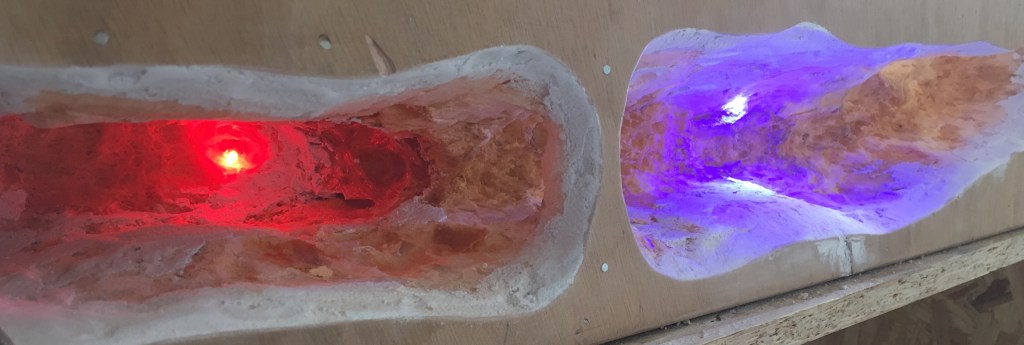 Malval table – Cavern LED lightings