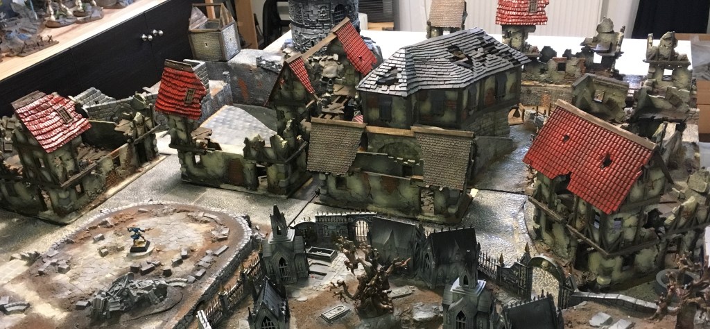 Malval table – Rough Roofs ^^