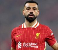 【悲報】最強のはずのプレミアリーグ、オッサンに無双されてしまうwww