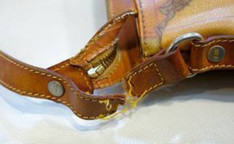 バッグ修理:破損した持ち手部分の補修