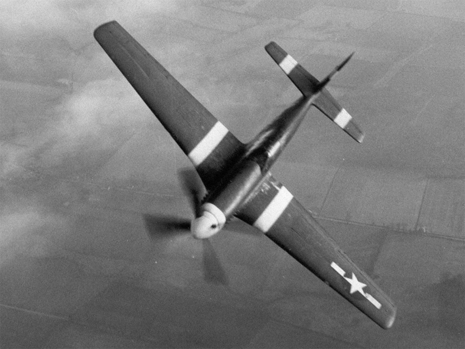 North American Aviation P-51B-1-NA Mustang 43-12433 with identification stripes, circa January 1944. (U.S. Air Force)