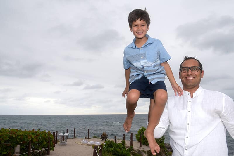 circusbabysolomon - Syed Balkhi Circus Baby - Still got it - Let's see how many more years I can carry him like this