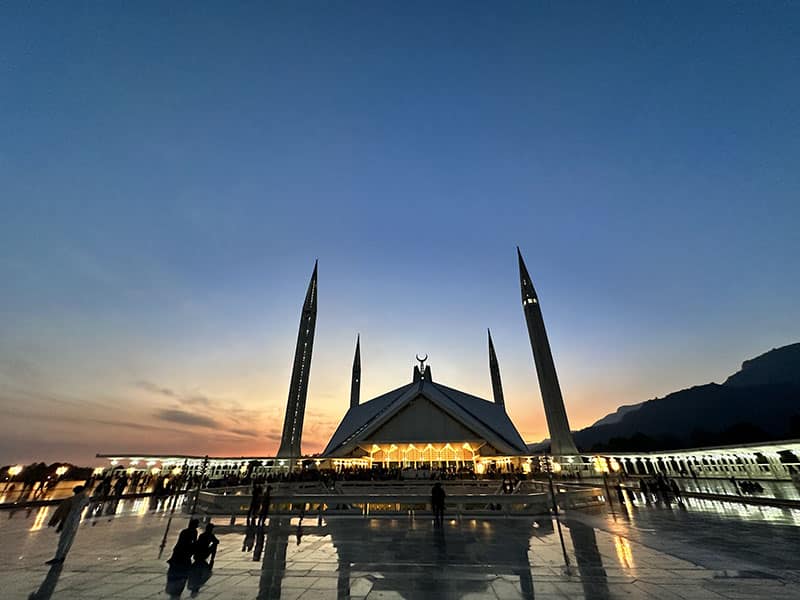 Shah Faisal Mosque in Islamabad - Syed Balkhi Shah Faisal Mosque in Islamabad