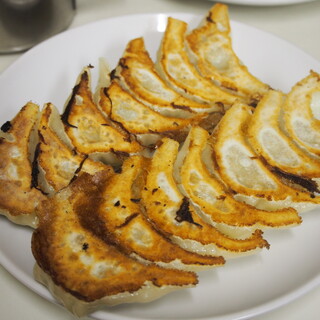 ぎょうざ専門店 赤萬_0