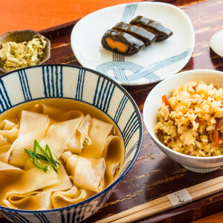 棊子麺茶寮 いしこん_0