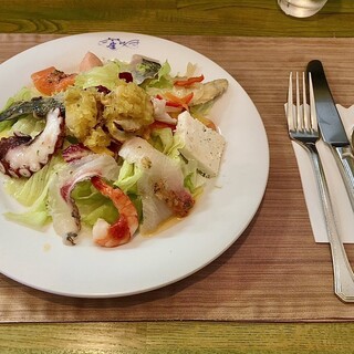 ビストロ うお座_1