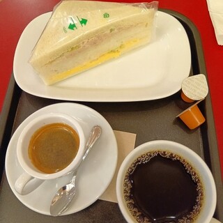 カフェ・ベローチェ_1