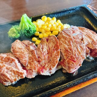 ステーキハウスうっしっしぃ_1