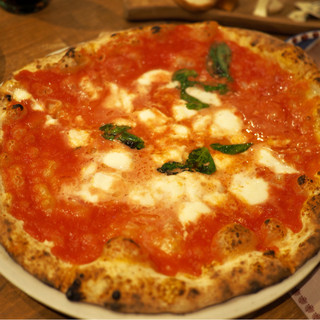 ラ ピッツァ ナポレターナ レガロ_0