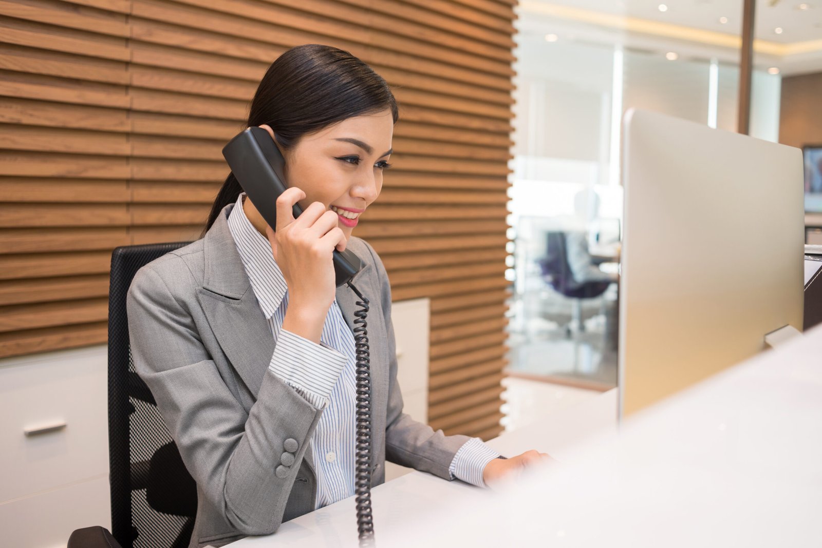 Pretty Vietnamese receptionist The Learning Company - Legal Office Assistant