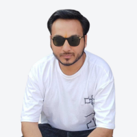 About Us 4 team heeresh 32