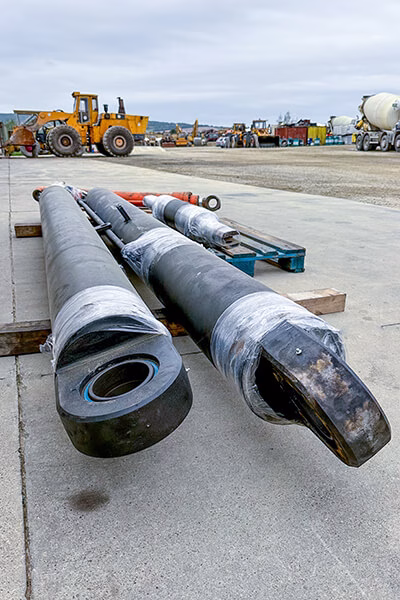 Top Construct repara si produce cilindri hidraulici Top Construct repara si produce cilindri hidraulici