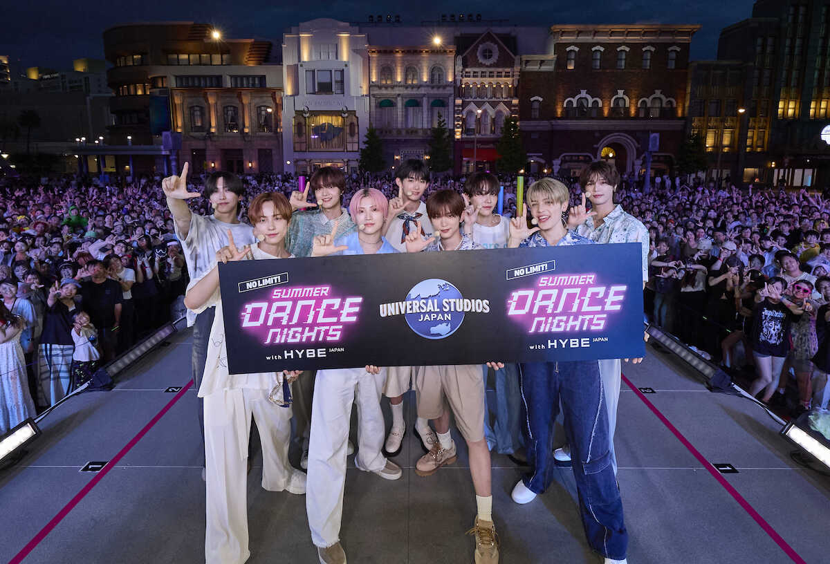 &TEAM 「最高の思い出を作ってください!」USJにサプライズ登場!