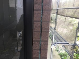 古いコーキング