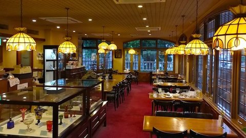 カステラが一番の長崎県民が、本当にオススメする本場の名店7選 カステラが一番の長崎県民が、本当にオススメする本場の名店7選