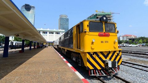 復旧進むカンボジアの鉄道、プノンペンと空港をつなぐ列車が運行開始 復旧進むカンボジアの鉄道、プノンペンと空港をつなぐ列車が運行開始