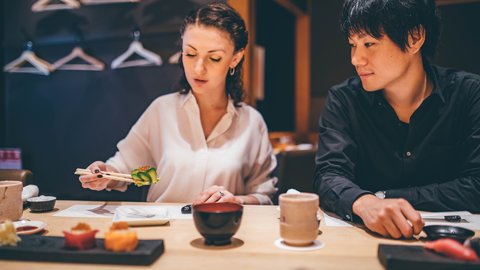 画面越しに恋したフランス美女。バカになって手に入れた結婚の約束 画面越しに恋したフランス美女。バカになって手に入れた結婚の約束