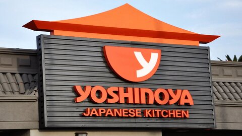 米国では「吉野家」の牛丼1杯いくら?日本の有名チェーン店の日米価格差を徹底調査 米国では「吉野家」の牛丼1杯いくら?日本の有名チェーン店の日米価格差を徹底調査