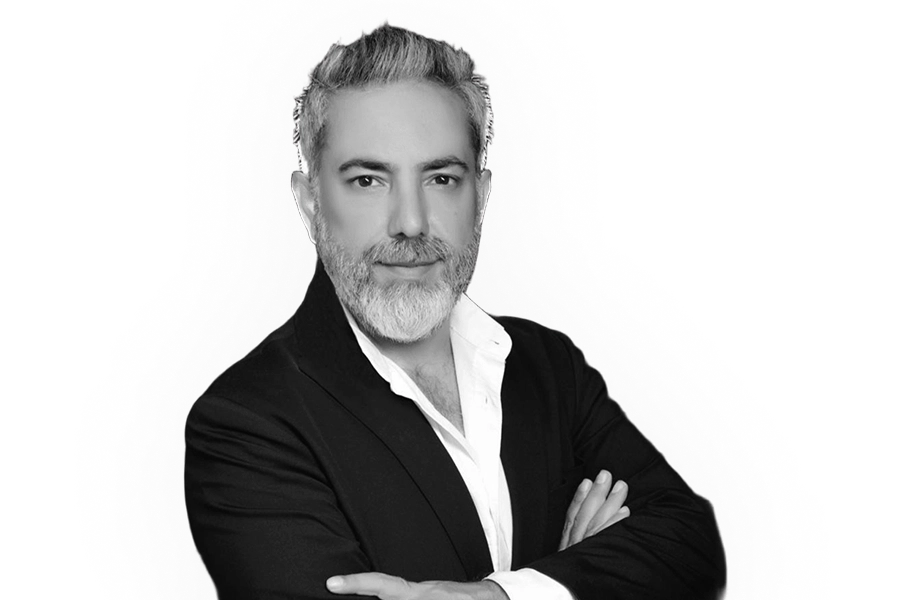 Portrait souriant de Halil Telli