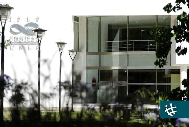 Reconocimiento al Instituto de Física La Plata por su excelencia científica