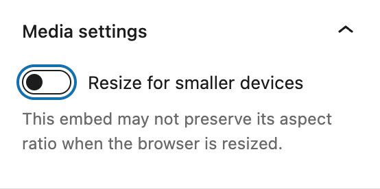 Media settings for the Reddit embed block with the toggle ON for resizing on smaller devices.