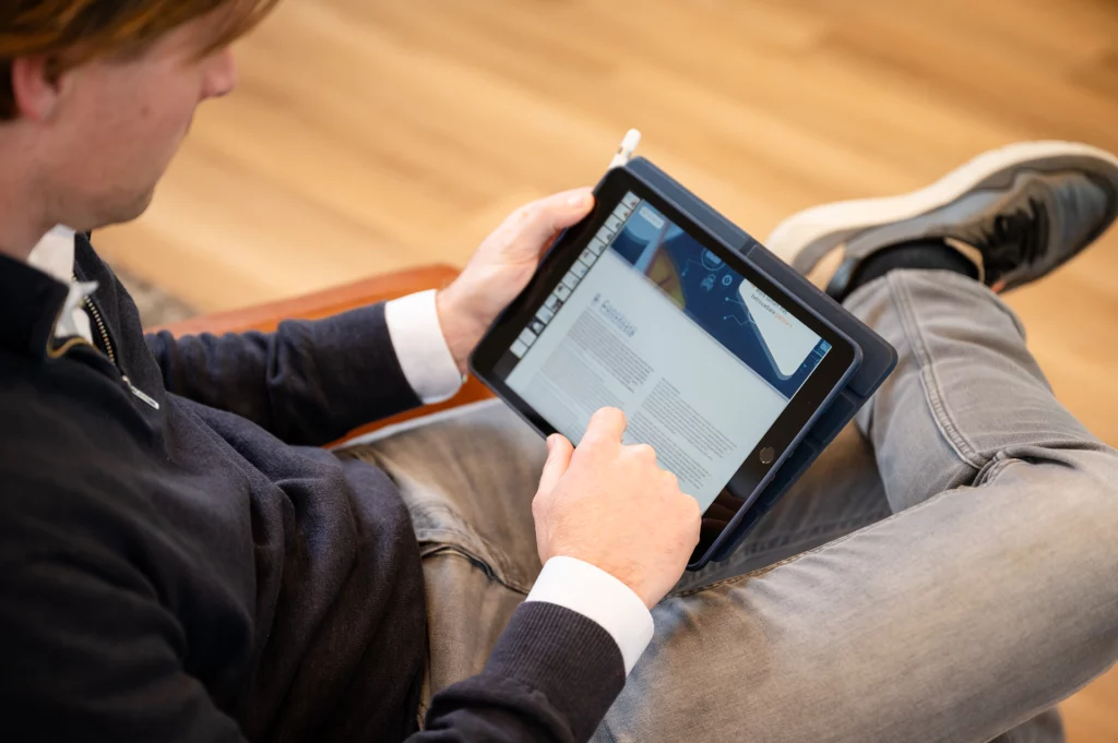 Aangetekende Mails Versturen Vanuit Je Bankapp? Zij Kunnen Het Wel! 9 Aangetekende mails versturen vanuit je bankapp? Zij kunnen het wel!