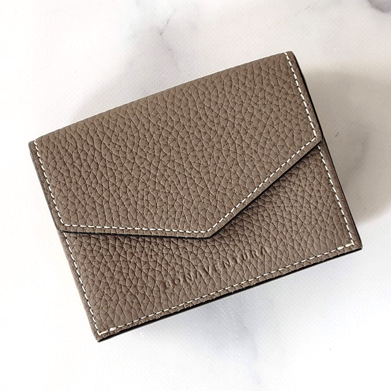 ボナベンチュラ スモール ウォレット シュリンクレザー レビュー 全体イメージ 真正面