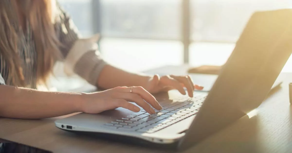 PostgreSQL ALTER TABLE: aggiunta o rimozione di colonne Immagine: PostgreSQL ALTER TABLE: aggiunta o rimozione di colonne