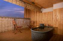 和風情緒の宿に泊まる、露天風呂付き客室プラン(食事なし)