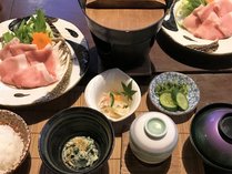 【平日限定¥8,000(税別)~】内湯・露天風呂を満喫!2大特典&温泉三昧プラン★2食付/豚しゃぶ定食