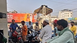 Petrol Diesel Price Today: पेट्रोल-डीजल के नए रेट जारी, घर से निकलने से पहले करें चेक Petrol Diesel Price Today: पेट्रोल-डीजल के नए रेट जारी, घर से निकलने से पहले करें चेक
