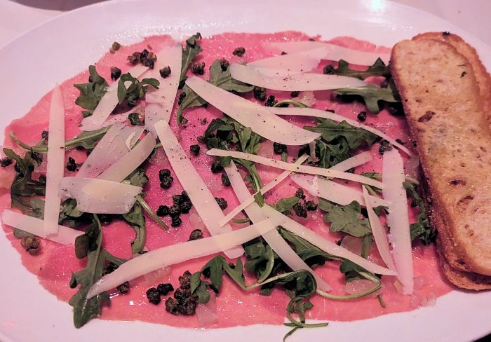 カルパッチョも 27ドル。