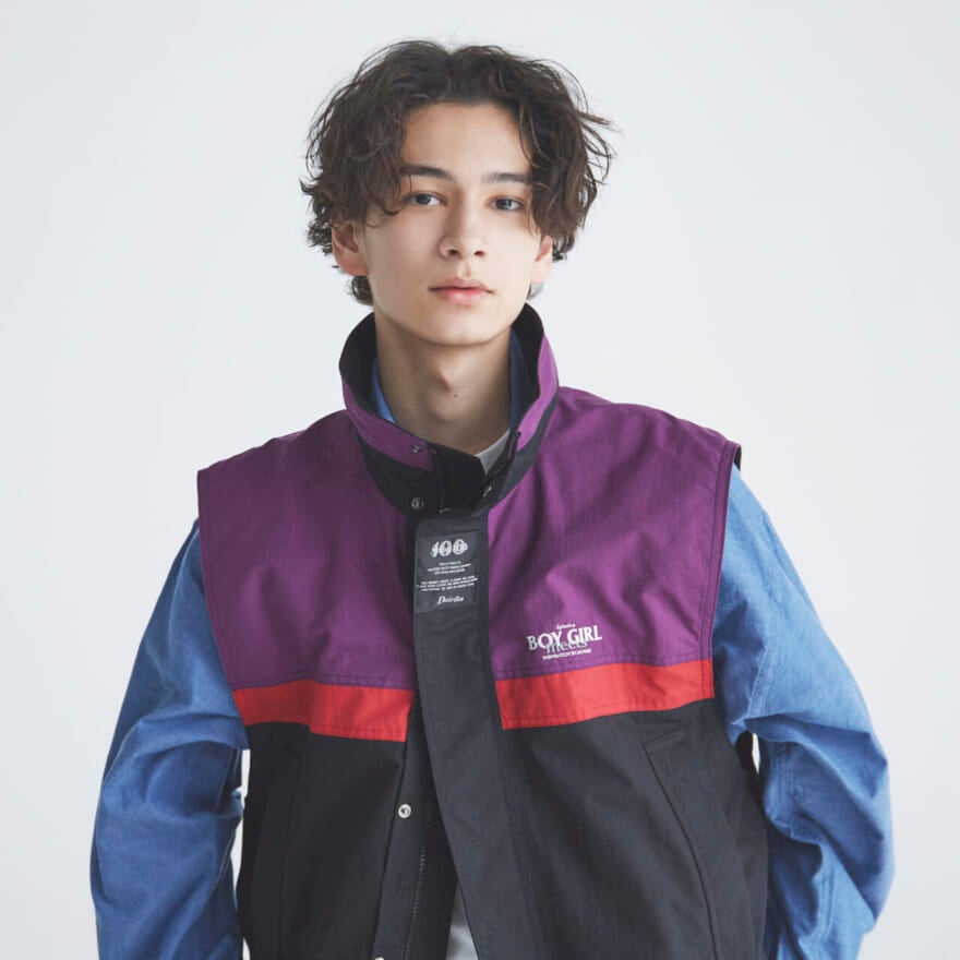 おしゃれ感があるのに、髪質悩みもカモフラできる! 生え際からかける強めパーマがポイントに