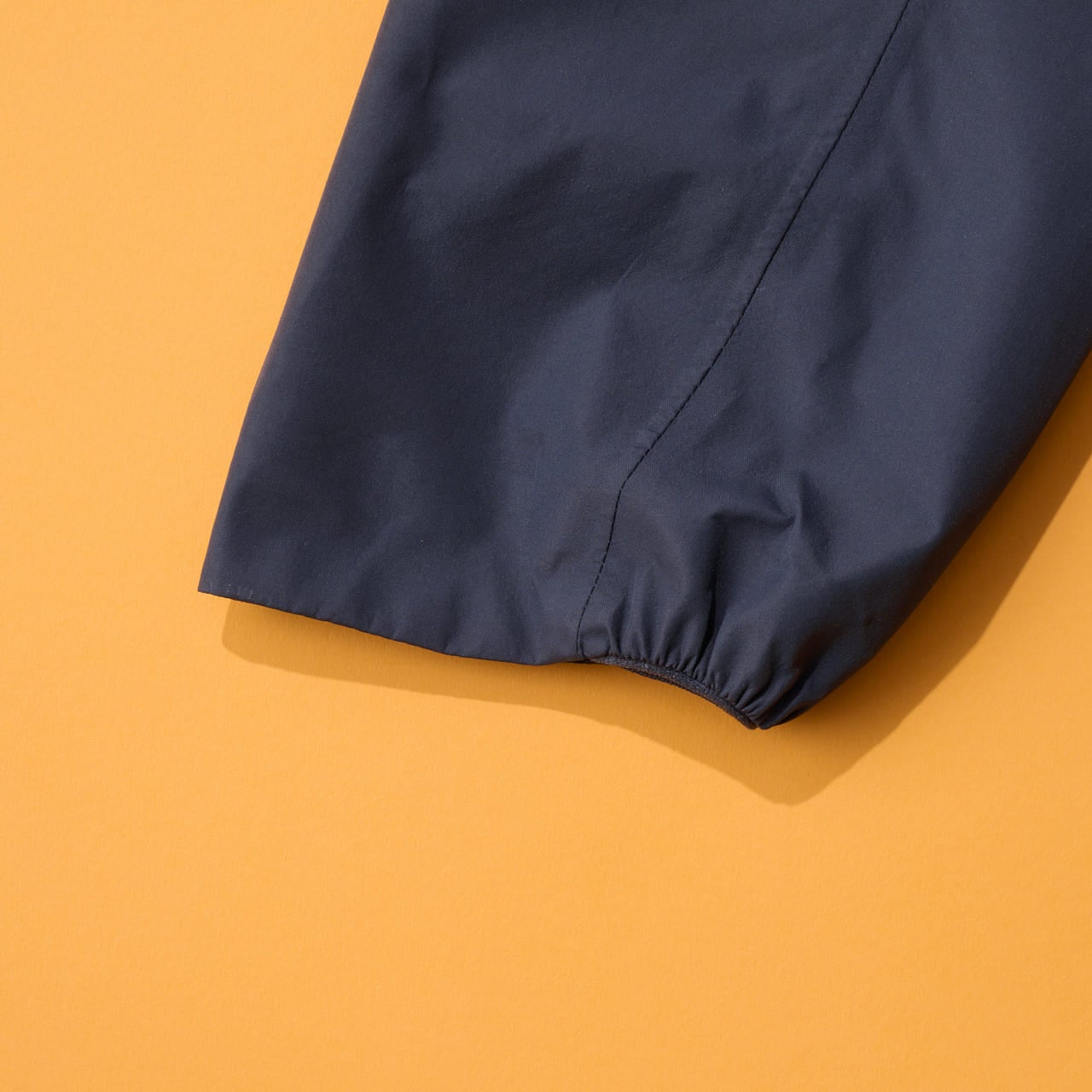 エディター愛用のパタゴニアの防水ジャケット メンズ・スレート・スカイ・ジャケット 裾リブ