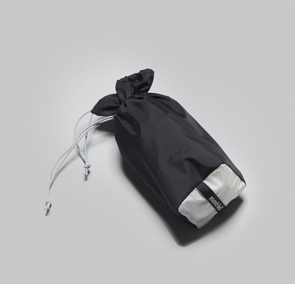 モンベルのトレッキング レインポンチョ ポンチョ(モンベル)¥9,350/モンベル・カスタマー・サービス スタッフサック ポンチョ(モンベル)¥9,350/モンベル・カスタマー・サービス