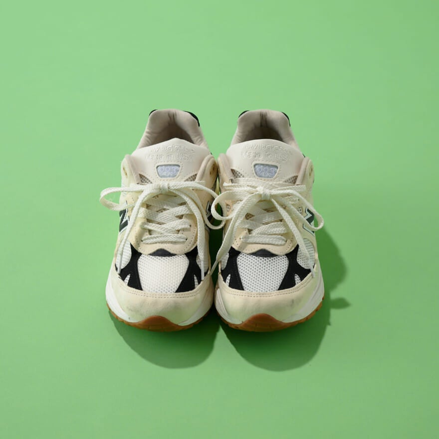 ニューバランスの993 正面