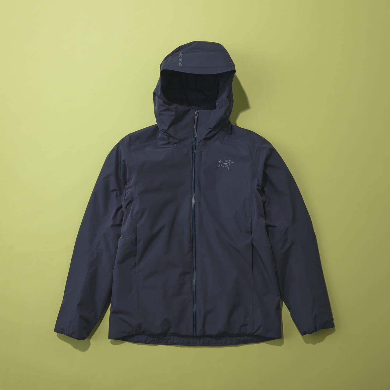 アークテリクスのソラノ ダウン フーディ