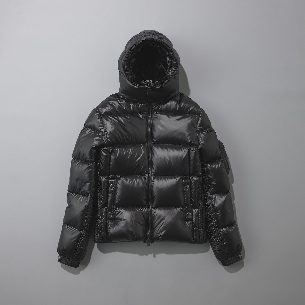 タトラスのBELBO ベルボ ダウンジャケット 全体