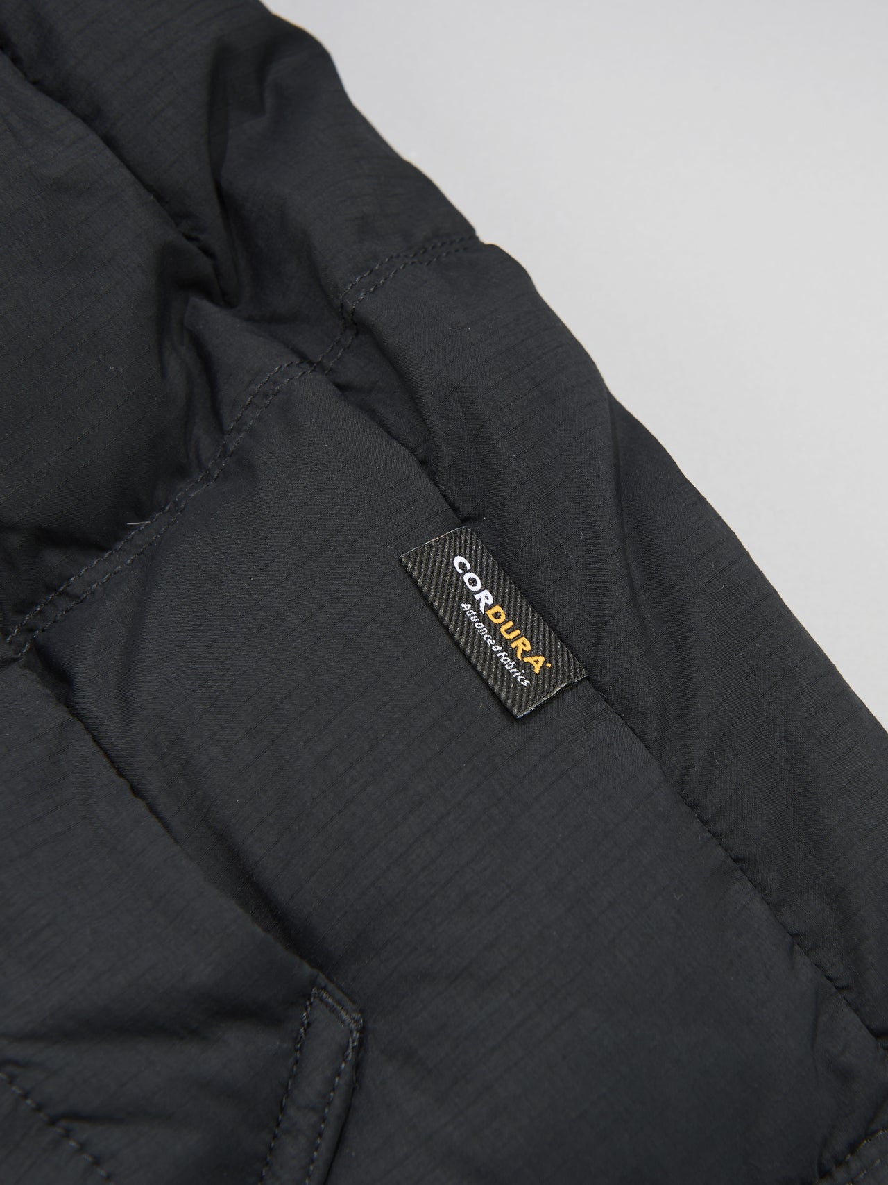 ストーンアイランド 4100019 MATT RIPSTOP CORDURA® ADVANCED FABRICS アップ