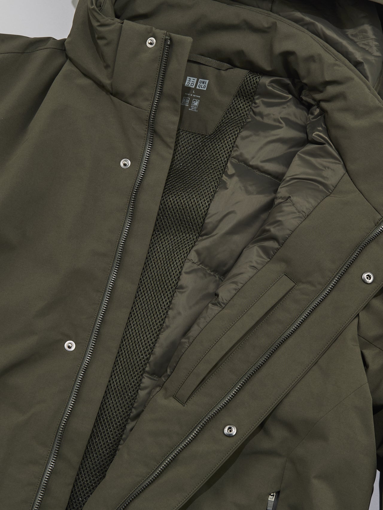 ユニクロで買うべき最強ダウン①「ハイブリッドダウンコート」の内側ダウン