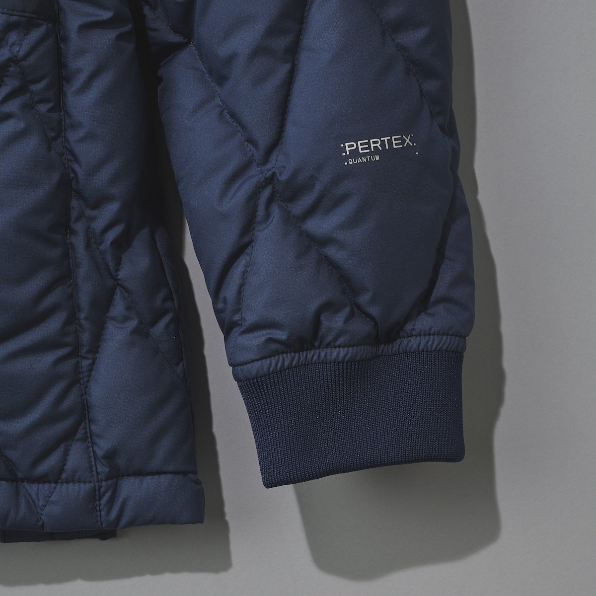 セオン インサレーション キルティング ジャケット アジアンフィット 袖口