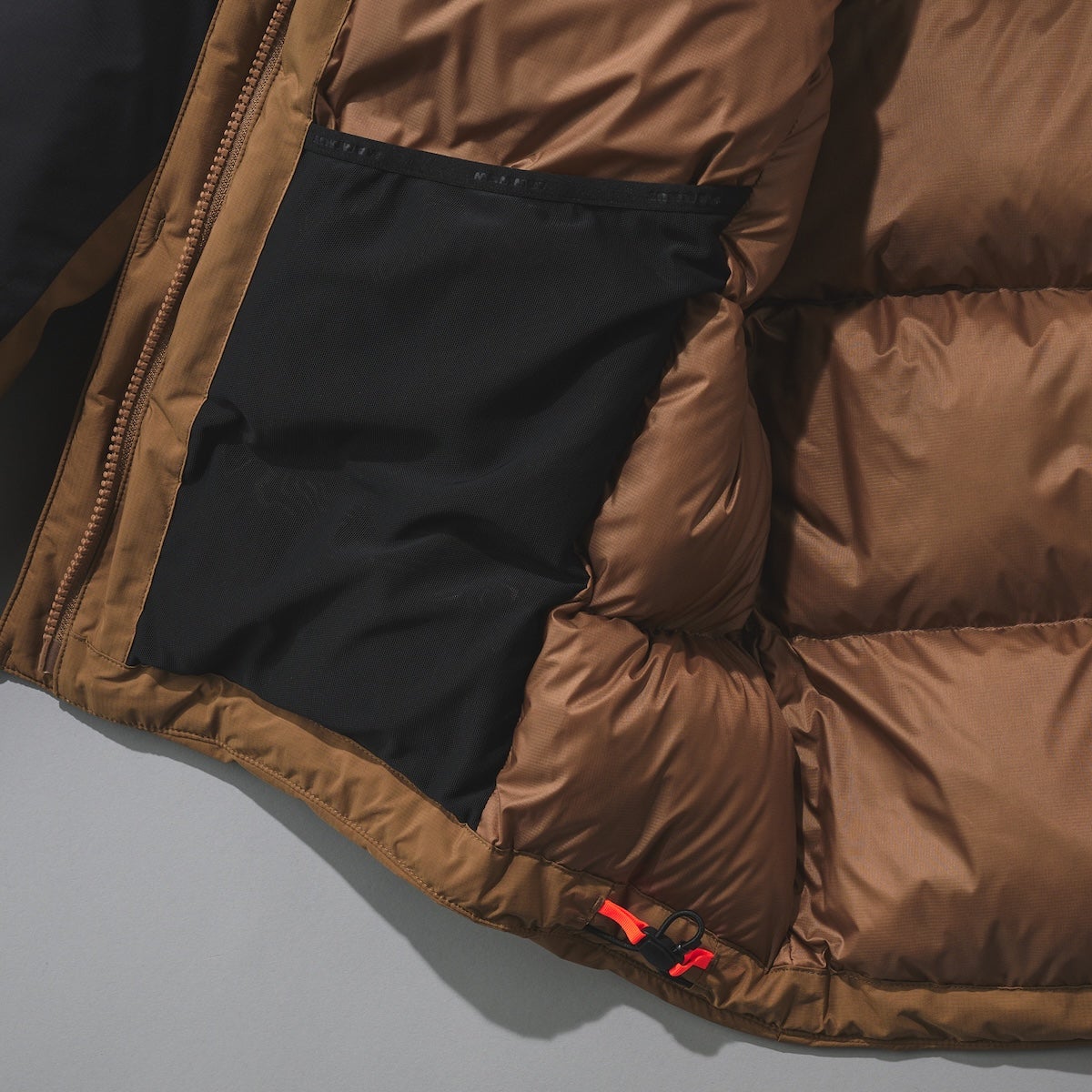 アイスフォール ソフトシェル サーモ フーデッド ジャケット アジアンフィット 内ポケット