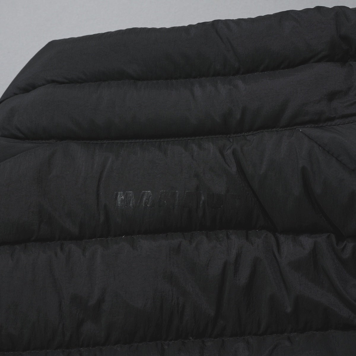 グレイシア ライト ジップイン ジャケット アジアンフィット ロゴ