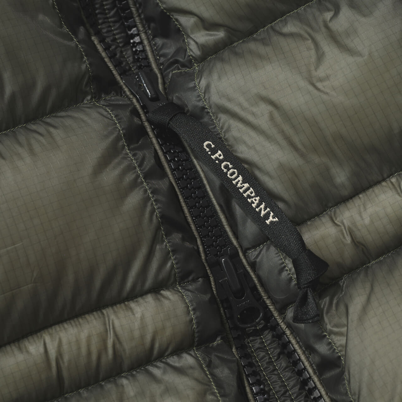 シーピーカンパニーのダウン/DD.D. Shell Hooded Down Jacketのタグ