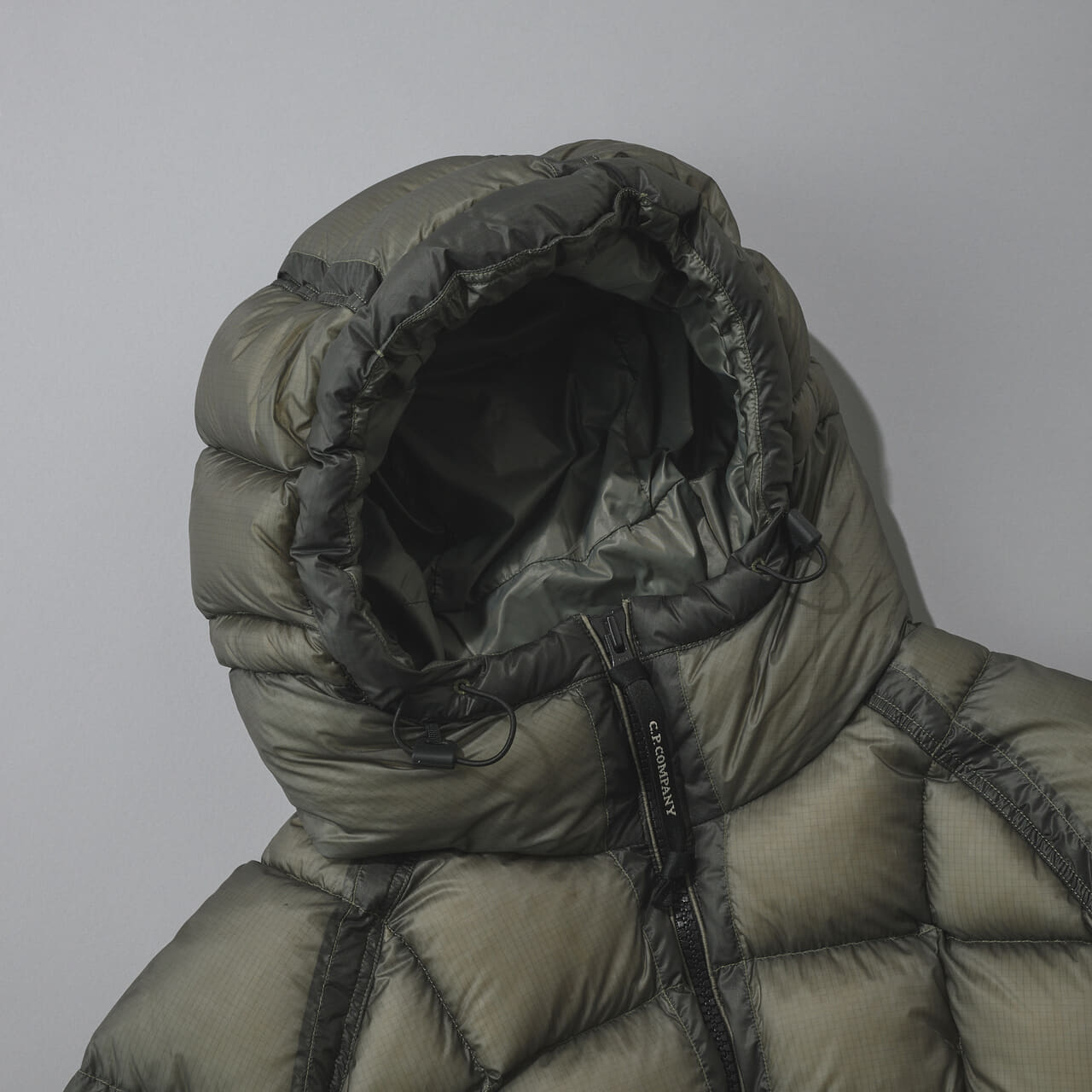 シーピーカンパニーのダウン/DD.D. Shell Hooded Down Jacketのフード