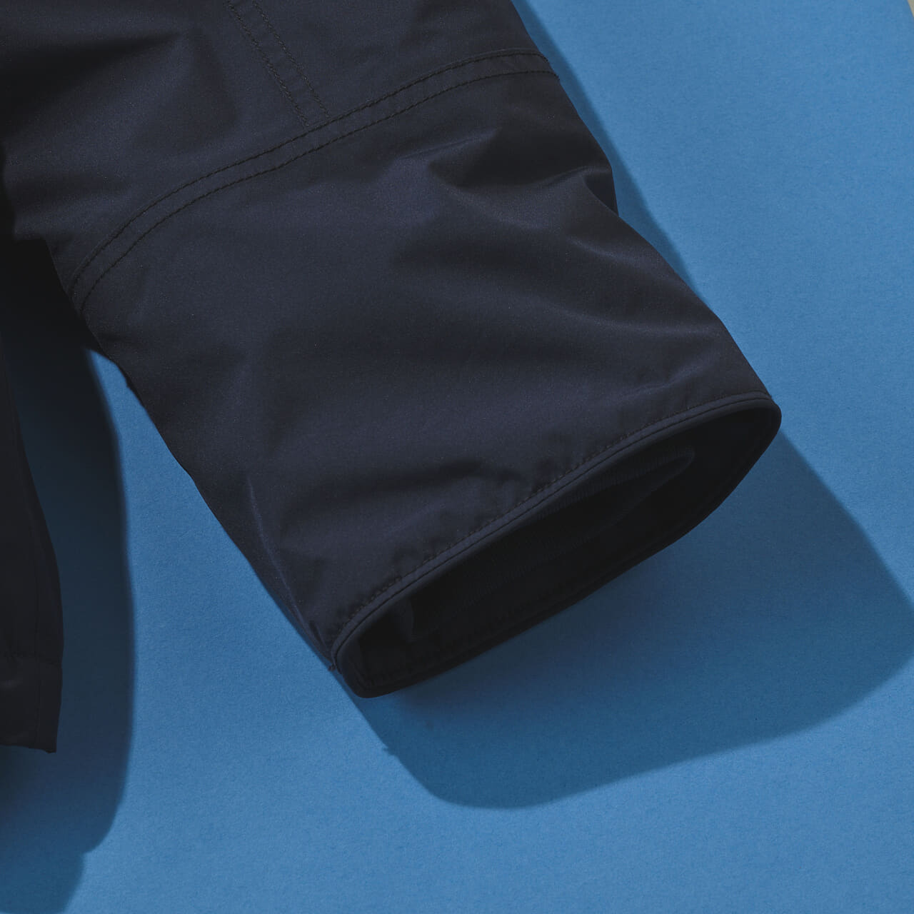 黒じゃないゴアテックスダウン GORE-TEX Short Down Jacket 袖