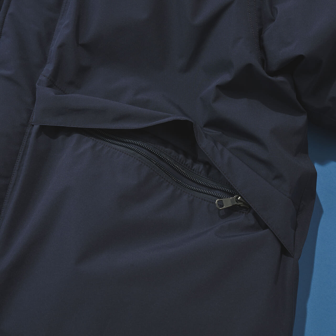 黒じゃないゴアテックスダウン GORE-TEX Short Down Jacket ポケット