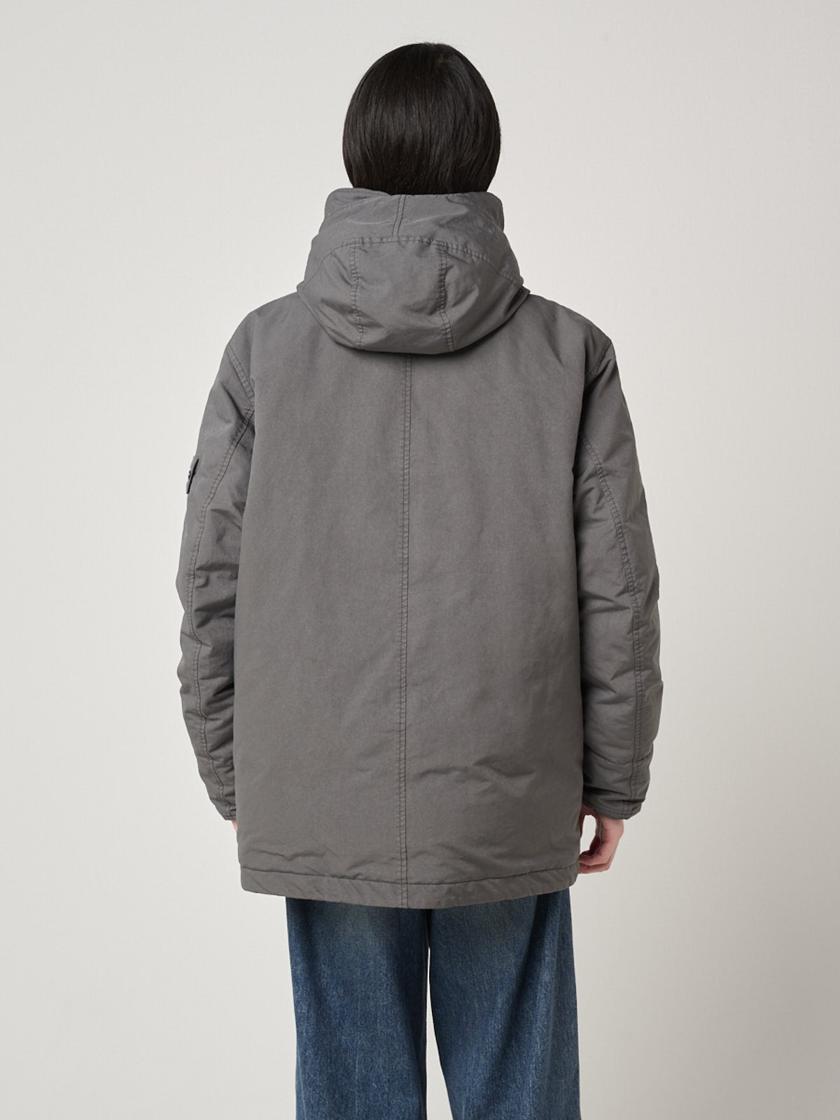 ストーンアイランドの新作ダウン 4100108 DAVID-TC_STONE ISLAND GHOST 着画のバック