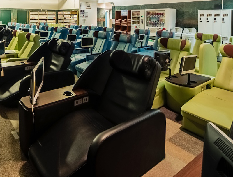 リクライニングシート