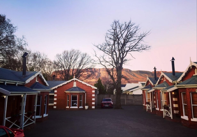 Tom's Place Guesthouse
